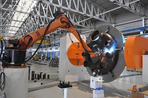 這家中國(guó)家電巨頭5年研發(fā)投入高達(dá)200億,研發(fā)出遠(yuǎn)程醫(yī)療機(jī)器人